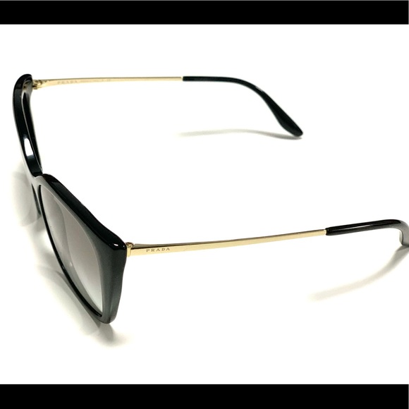 Prada sunnies. - Picture 3 of 4